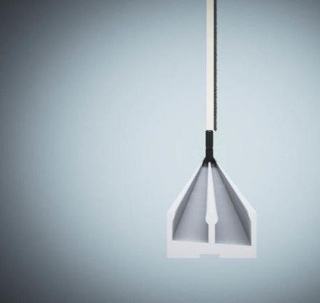 Glazen schuifwand - 1 railsysteem mat crème van 1960 mm breed met een totale hoogte van 2700 mm